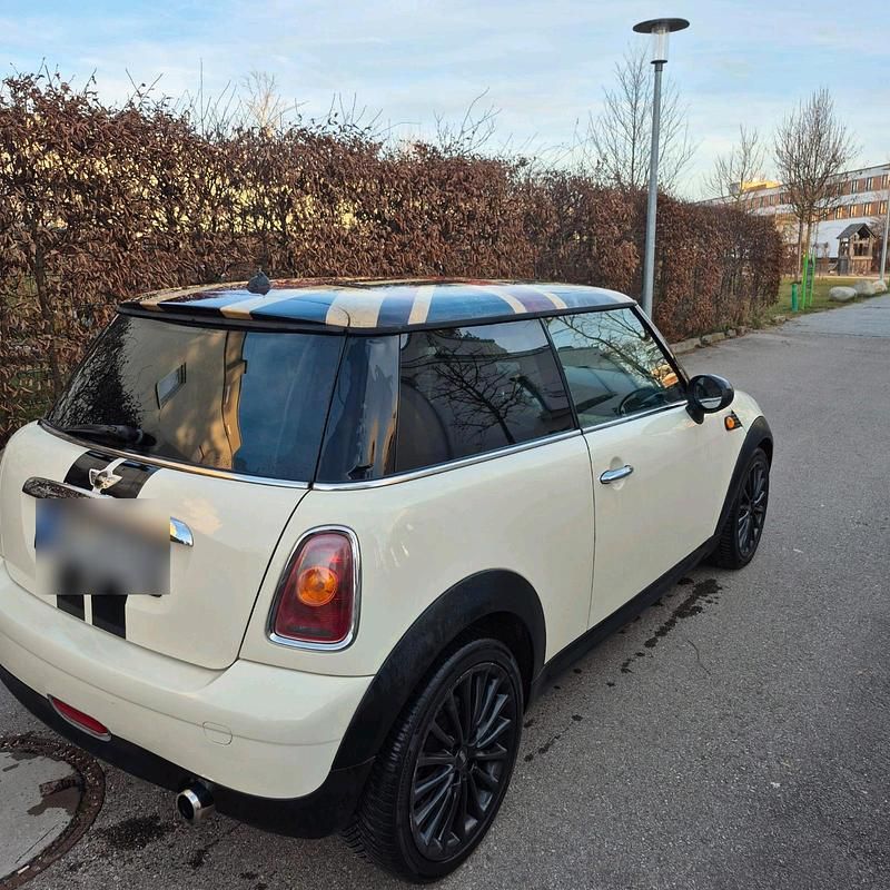 Second-hand Mini Cooper 90 CP (66 kW) 2009 Alb Hatchback