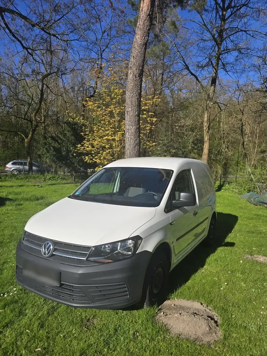 Gebraucht VW Caddy 102 PS (75 kW) 2018 Weiß Van / Kleinbus