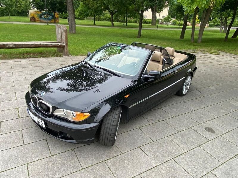 Schwarz Gebraucht 2003 BMW 325 Cabriolet Performance Cabrio | 13.900 € (Teuer) - Bild 1/4