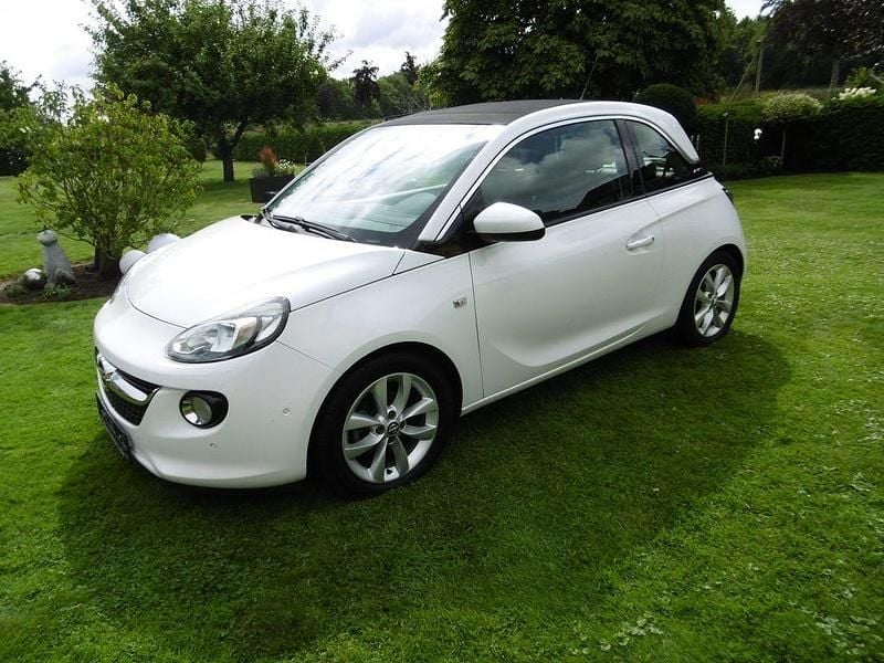 Weiß Gebraucht 2015 Opel Adam Open Air Kleinwagen | 8.950 € (Fairer Preis) - Bild 1/4