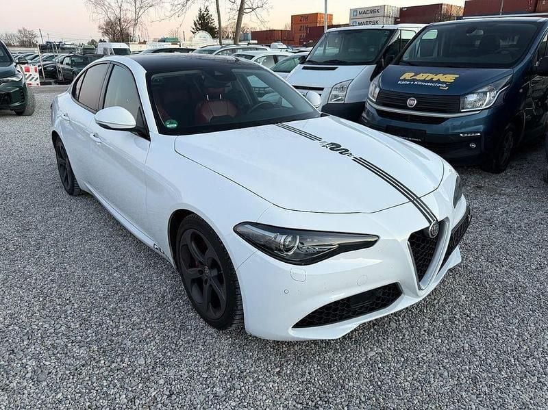 Gebraucht Alfa Romeo Giulia Super 179 PS (131 kW) 2017 Weiß Limousine