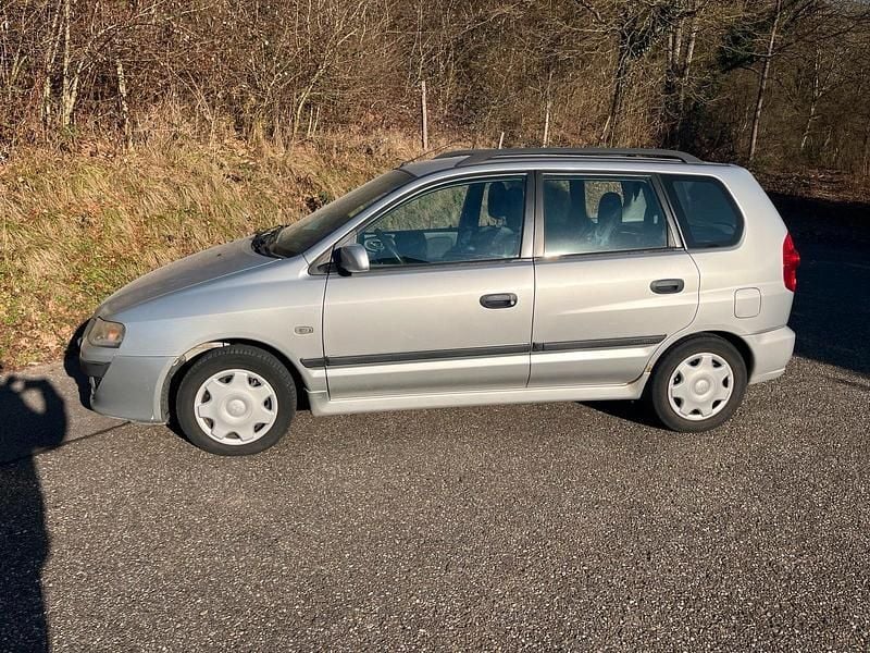 Gebraucht Mitsubishi Space Star 98 PS (72 kW) 2002 Silber Van / Kleinbus