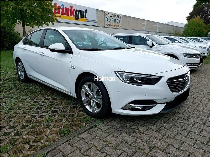 Gebraucht Opel Insignia Sport 136 PS (100 kW) 2017 Weiß Limousine