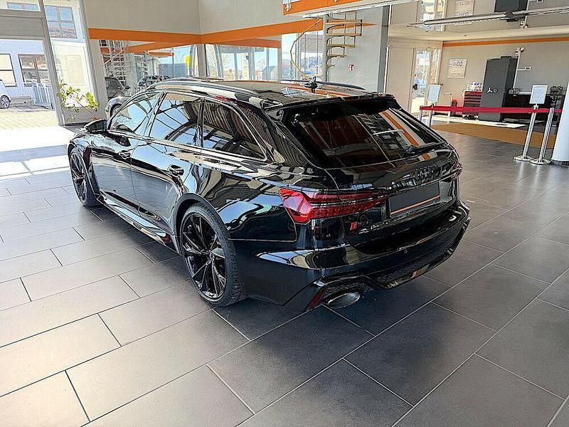 Usata Audi RS6 Performance 630 CV (463 kW) 2024 Nero Station wagon