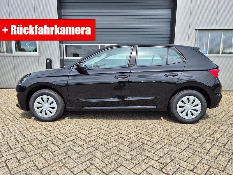 Neu Skoda Fabia Selection 116 PS (85 kW) 2025 Deep black perleffekt Limousine