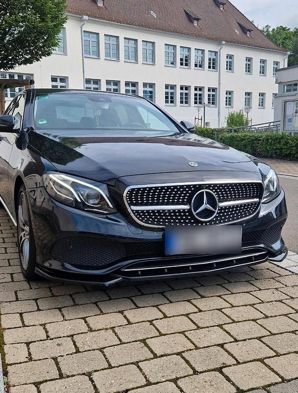 Gebraucht Mercedes E220 194 PS (142 kW) 2017 Schwarz Limousine
