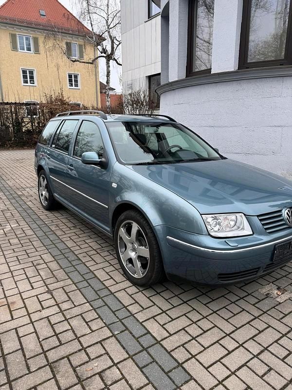 Second-hand VW Bora 101 CP (74 kW) 2004 Argintiu Break