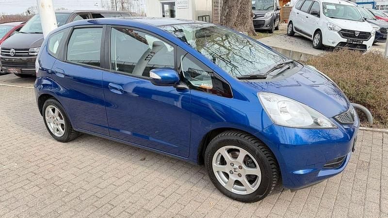 Gebraucht Honda Jazz Comfort 99 PS (72 kW) 2010 Blau Kleinwagen