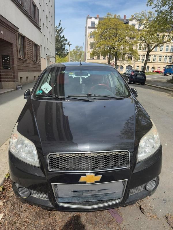 Second-hand Chevrolet Aveo 2010 Negru Hatchback