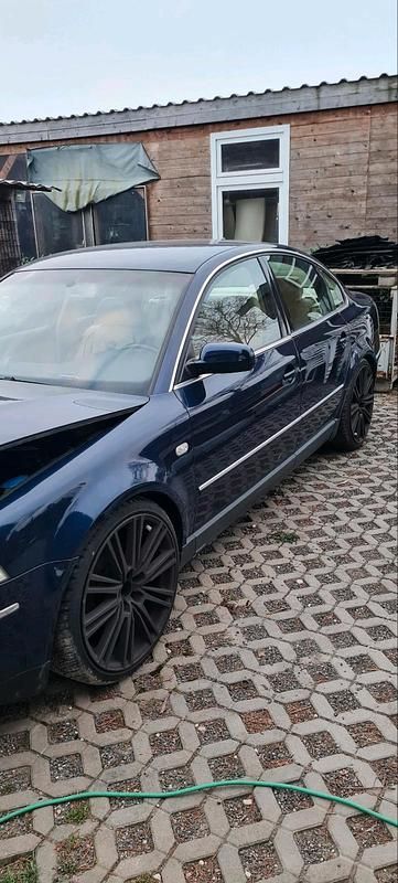 Gebraucht VW Passat 200 PS (147 kW) 2002 Blau Limousine