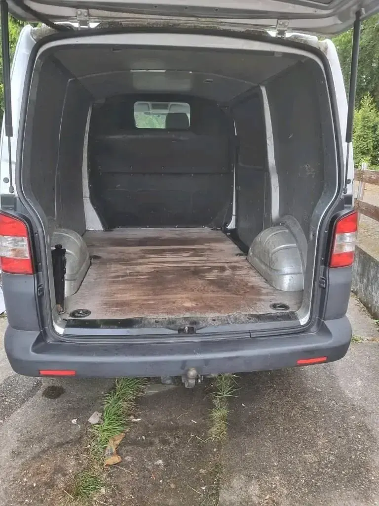 Używany VW Transporter 101 KM (74 kW) 2012 Srebrny Van