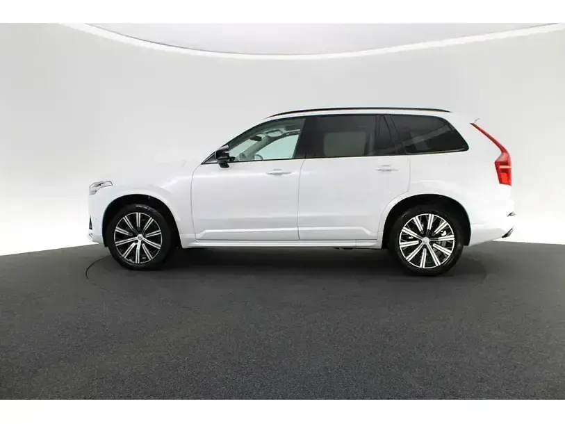 Gebraucht Volvo XC90 Ultimate 235 PS (172 kW) 2023 Weiß SUV
