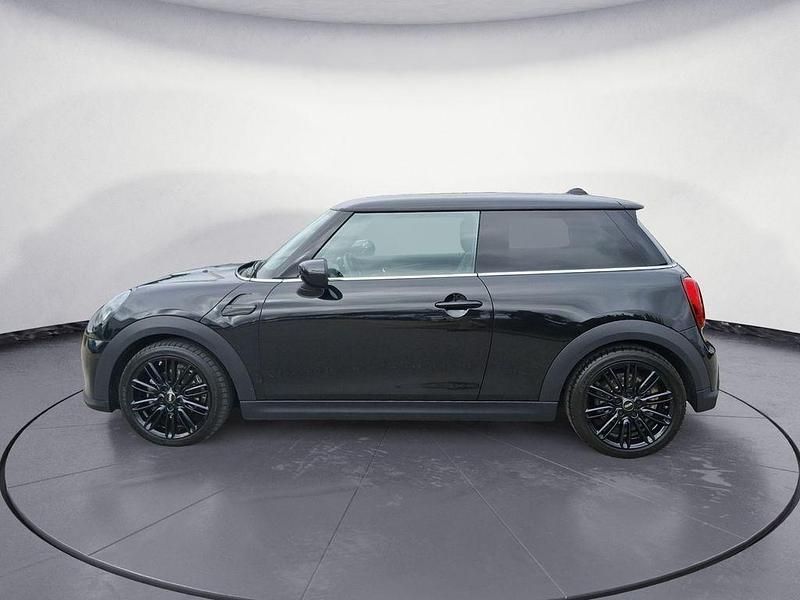 Gebraucht Mini Cooper Classic 136 PS (100 kW) 2023 Schwarz Kleinwagen