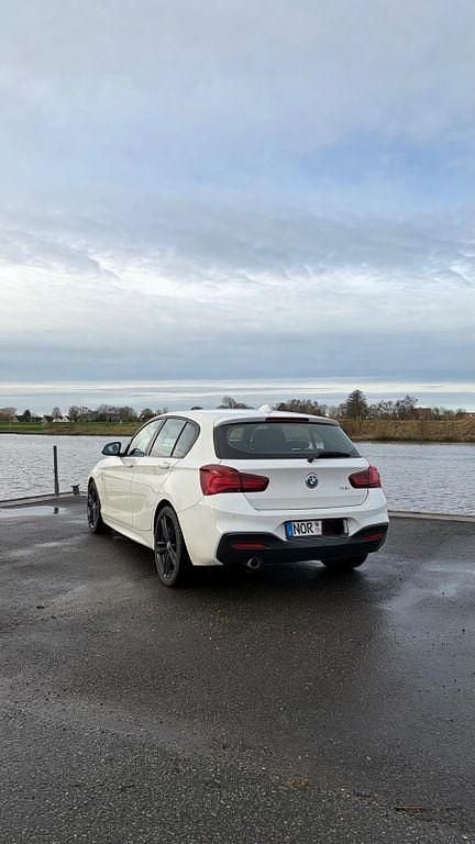 Gebraucht BMW 118 M Sport 136 PS (100 kW) 2019 Weiß Kleinwagen