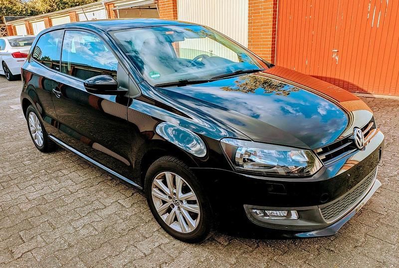 Schwarz Gebraucht 2011 VW Polo Style Kleinwagen | 4.500 € (Fairer Preis) - Bild 1/4