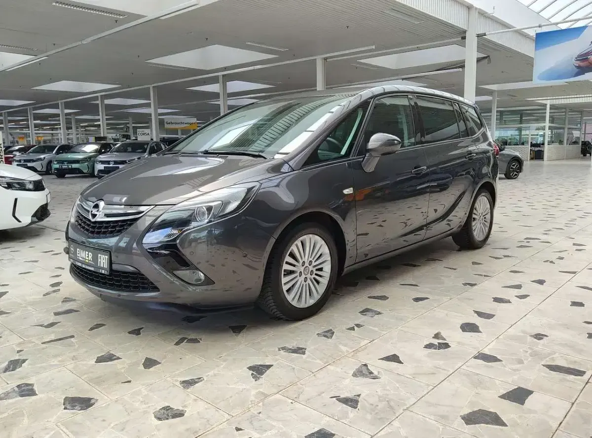 Gebraucht Opel Zafira Tourer Selective 140 PS (102 kW) 2016 Plat.anthr./rogrey/0j:silbergr Van / Kleinbus