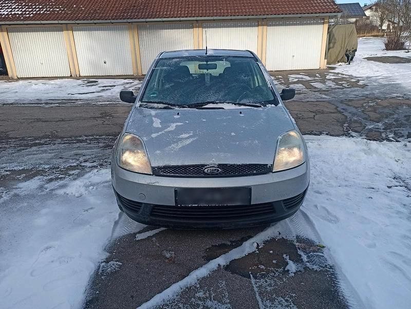 Gebraucht Ford Fiesta 69 PS (50 kW) 2003 Grau Kleinwagen