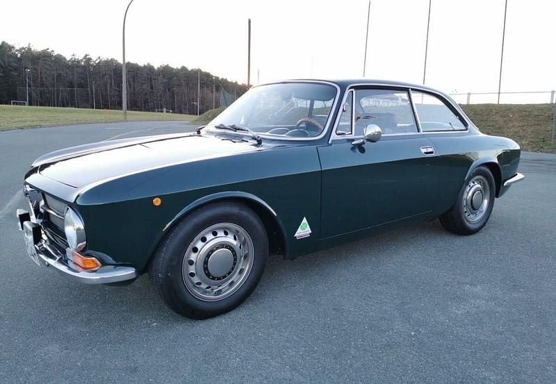 Gebraucht Alfa Romeo GT Junior 87 PS (63 kW) 1972 Grün Limousine