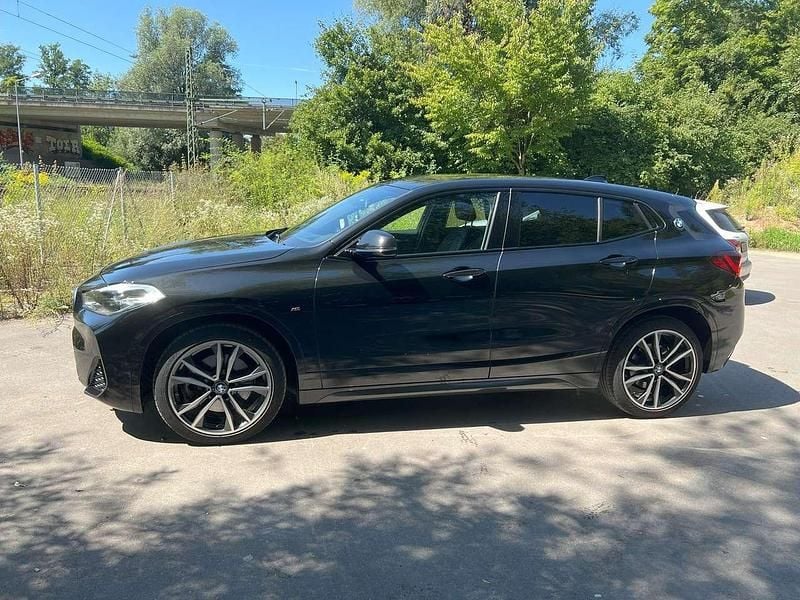 Schwarz Gebraucht 2020 BMW X2 M Sport SUV | 24.200 € (Guter Preis) - Bild 1/4
