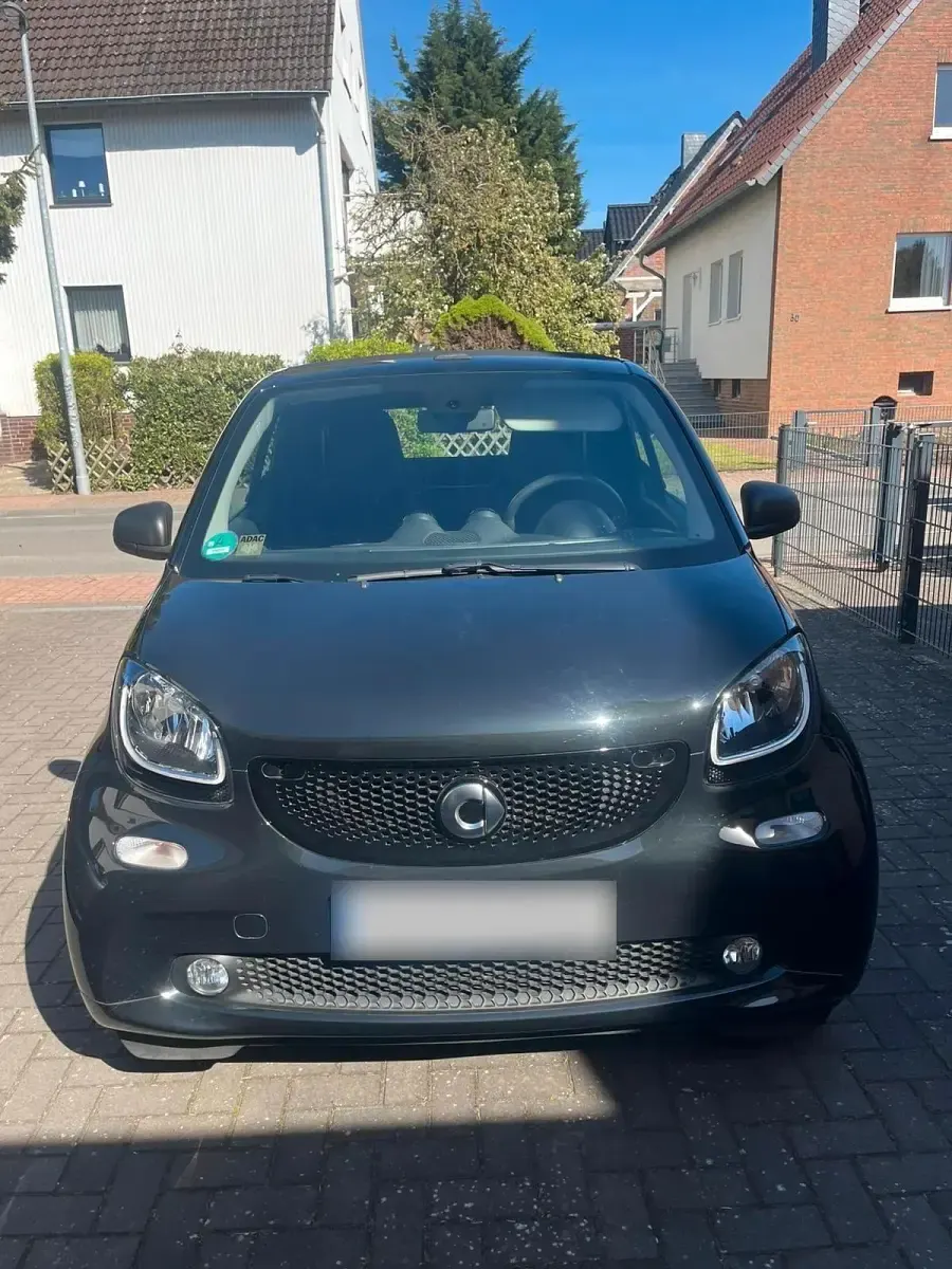 Gebraucht Smart ForTwo Cabrio 90 PS (66 kW) 2017 Schwarz Cabrio