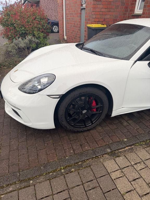 Gebraucht Porsche Cayman 299 PS (219 kW) 2019 Weiß Coupé