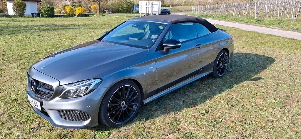 Gebraucht Mercedes C220 Edition 170 PS (125 kW) 2018 Grau Cabrio