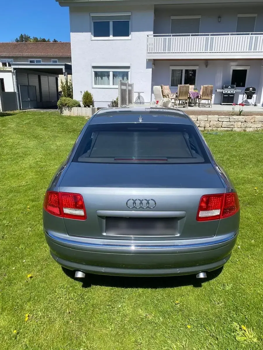 Gebraucht Audi A8L Comfort 326 PS (239 kW) 2007 Grau Limousine