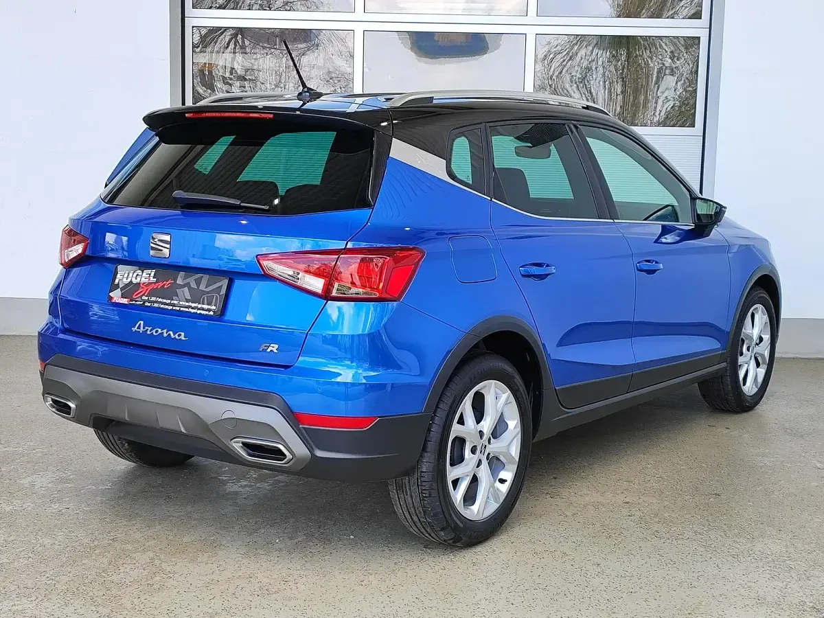 Gebraucht Seat Arona FR-Line 95 PS (69 kW) 2025 Sapphire blau met SUV