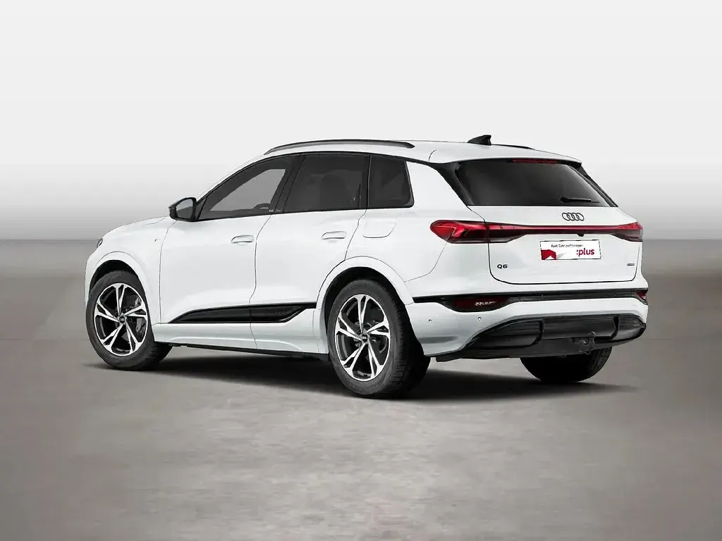 Gebraucht Audi Q6 e-tron S-Line 284 kW (387 PS) 2025 Gletscherweiß SUV