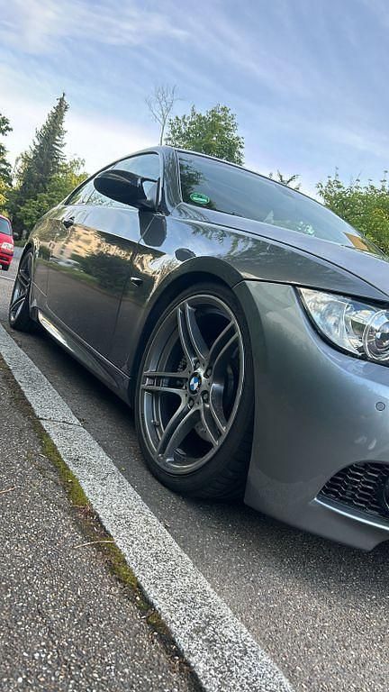 Gebraucht BMW 325 Performance 218 PS (160 kW) 2006 Grau Coupé