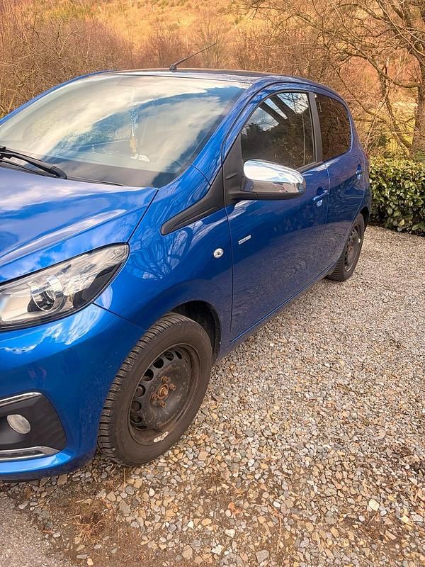 Gebraucht Peugeot 108 72 PS (52 kW) 2021 Blau Kleinwagen