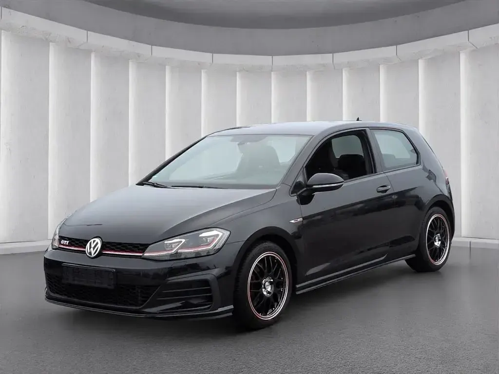 Gebraucht VW Golf VII GTI 230 PS (169 kW) 2017 Deep black perleffekt (metallic) Limousine