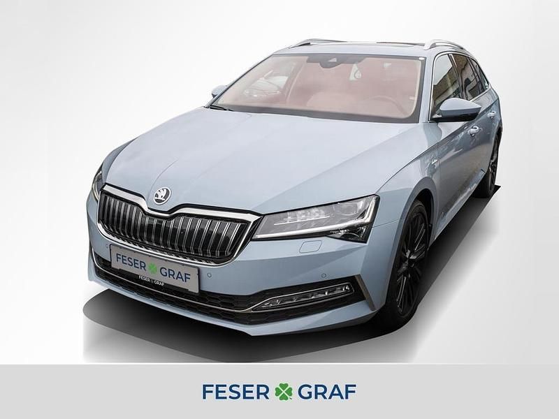 Patinagrau Gebraucht 2022 Skoda Superb LAURIN & KLEMENT Kombi | 29.940 € (Etwas zu teuer) - Bild 1/4