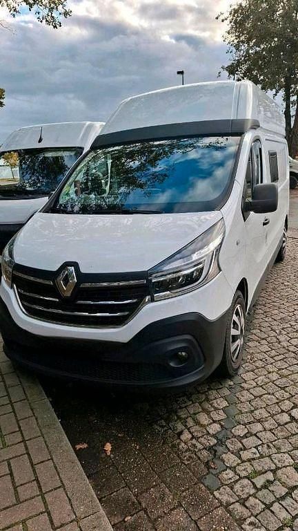 Gebraucht Renault Trafic 145 PS (106 kW) 2019 Weiß Van / Kleinbus