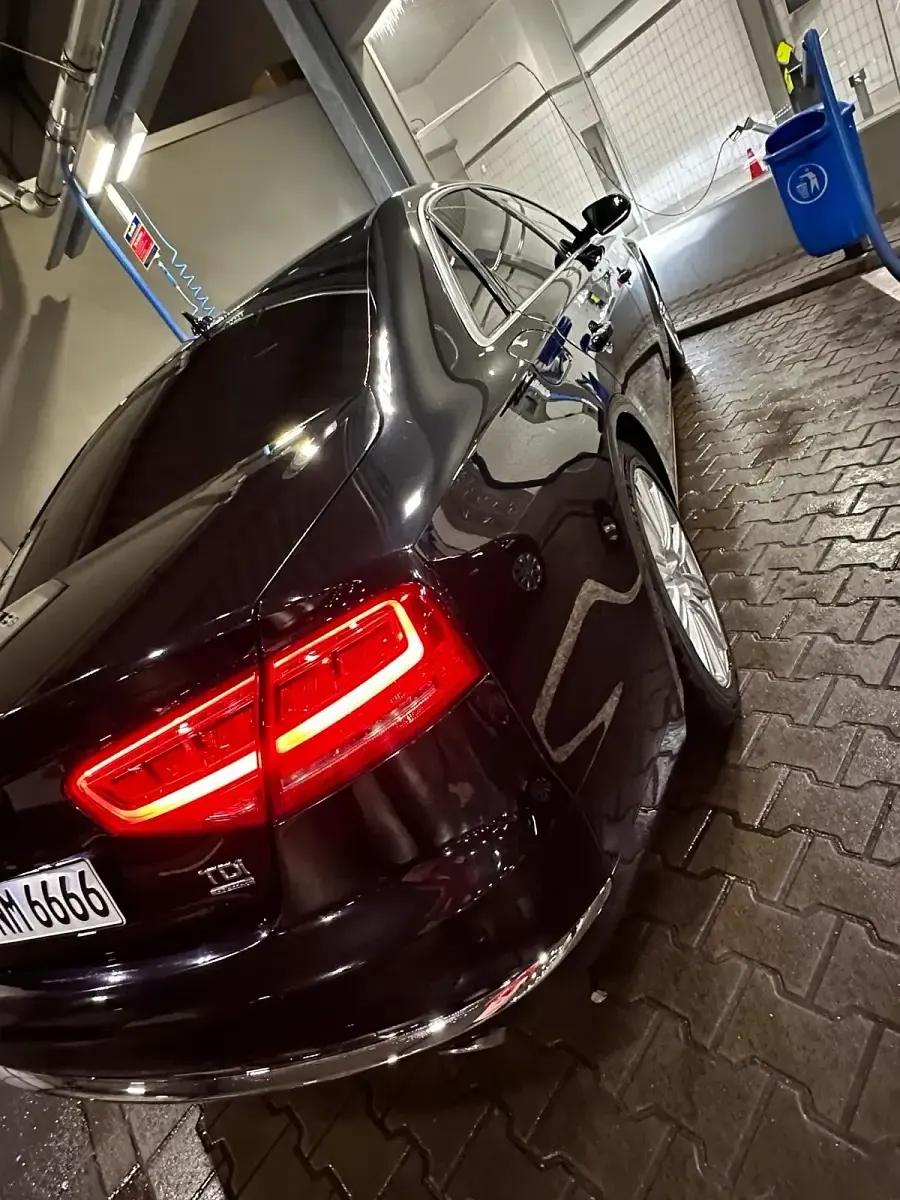 Gebraucht Audi A8L 371 PS (272 kW) 2012 Schwarz Limousine