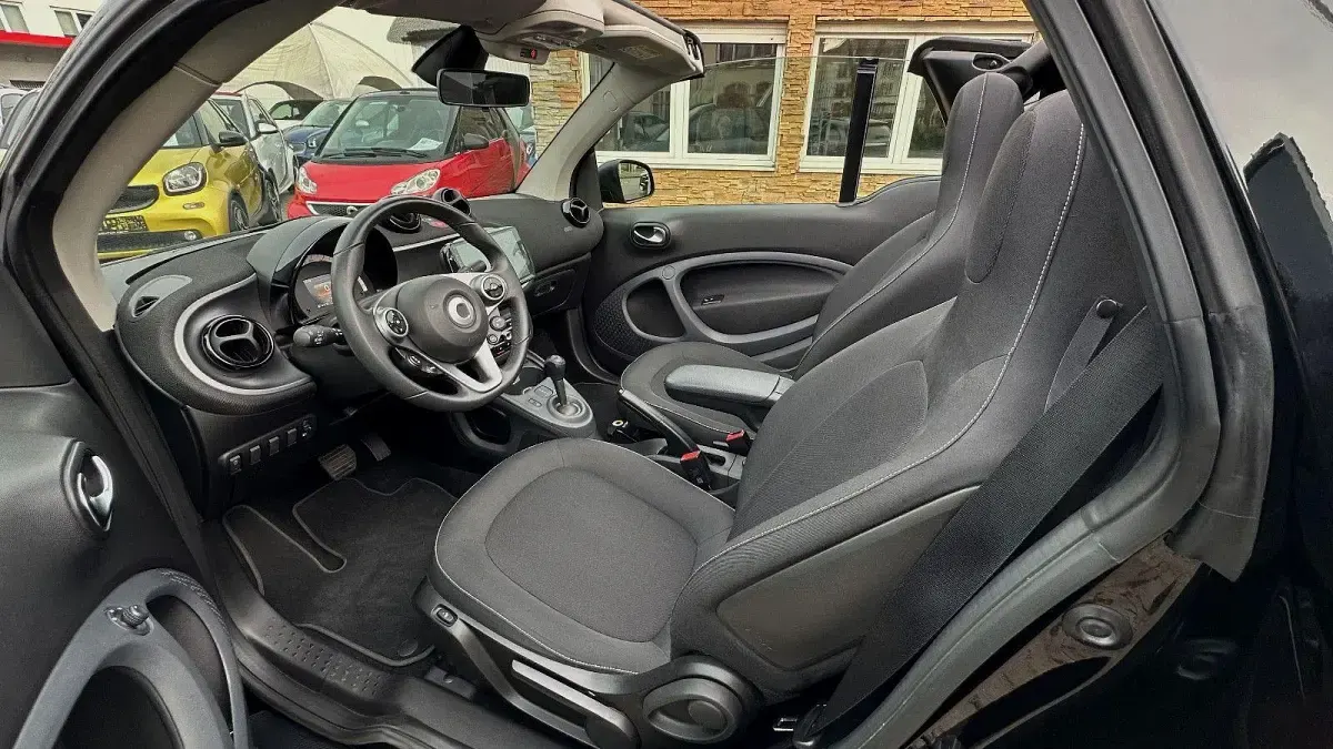 Gebraucht Smart ForTwo Cabrio 90 PS (66 kW) 2018 Grau Cabrio