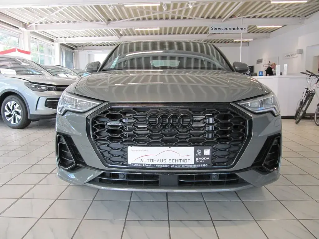 Neu Audi Q3 S-Line 190 PS (139 kW) 2026 Grau SUV