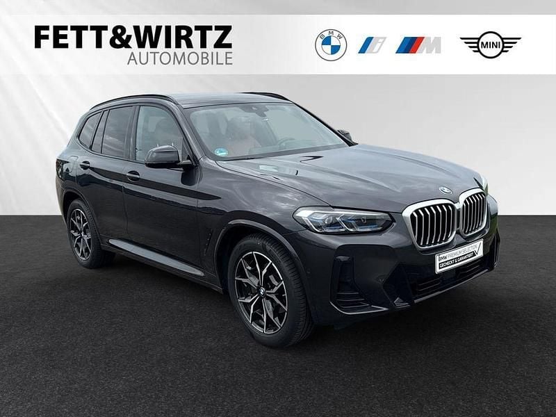 Sophistograu brillanteffekt metallic Gebraucht 2024 BMW X3 M Sport SUV | 52.888 € (Fairer Preis) - Bild 1/3