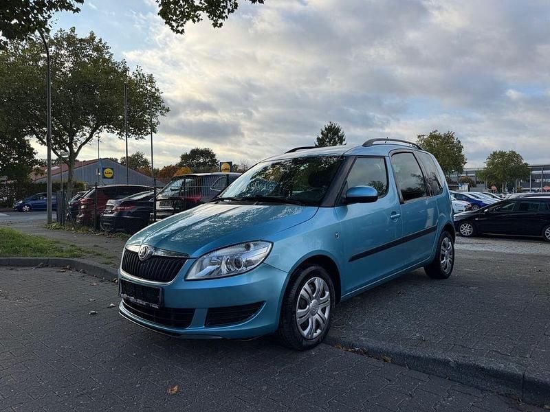Blau Gebraucht 2013 Skoda Roomster Plus Edition Van / Kleinbus | 5.690 € (Guter Preis) - Bild 1/4