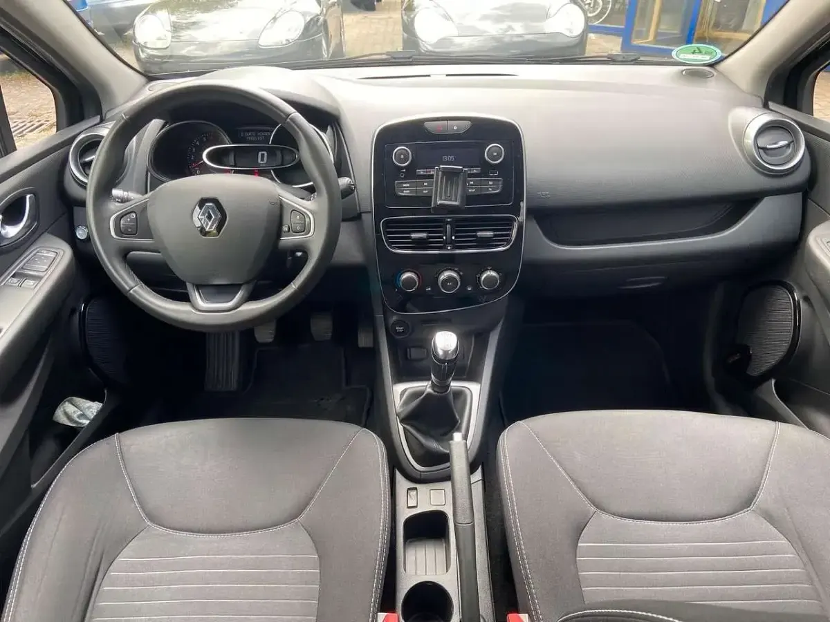 Gebraucht Renault Clio GrandTour 118 PS (86 kW) 2018 Schwarz Kombi