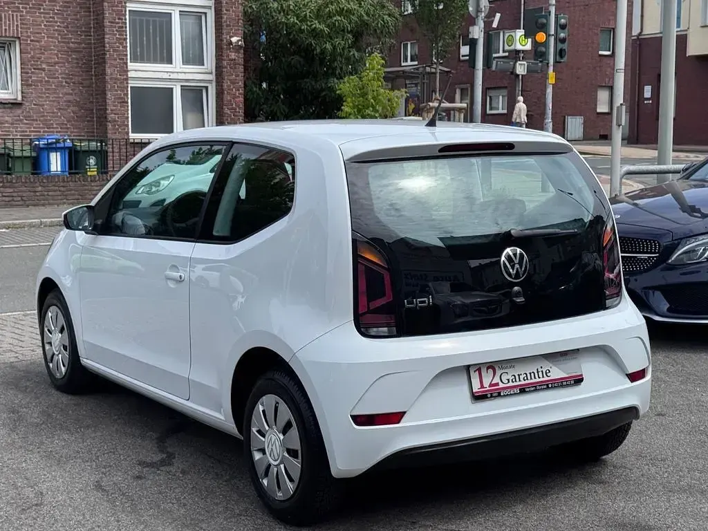 Gebraucht VW up! 65 PS (47 kW) 2023 Weiß Kleinwagen