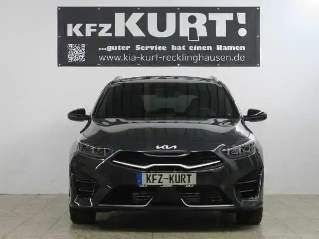 Neu Kia Ceed Sportswagon GT 140 PS (102 kW) 2025 Pentametal Kombi