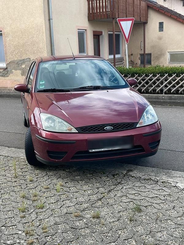 Gebraucht 2004 Ford Focus Kleinwagen | 300 € (Superpreis) - Bild 1/4