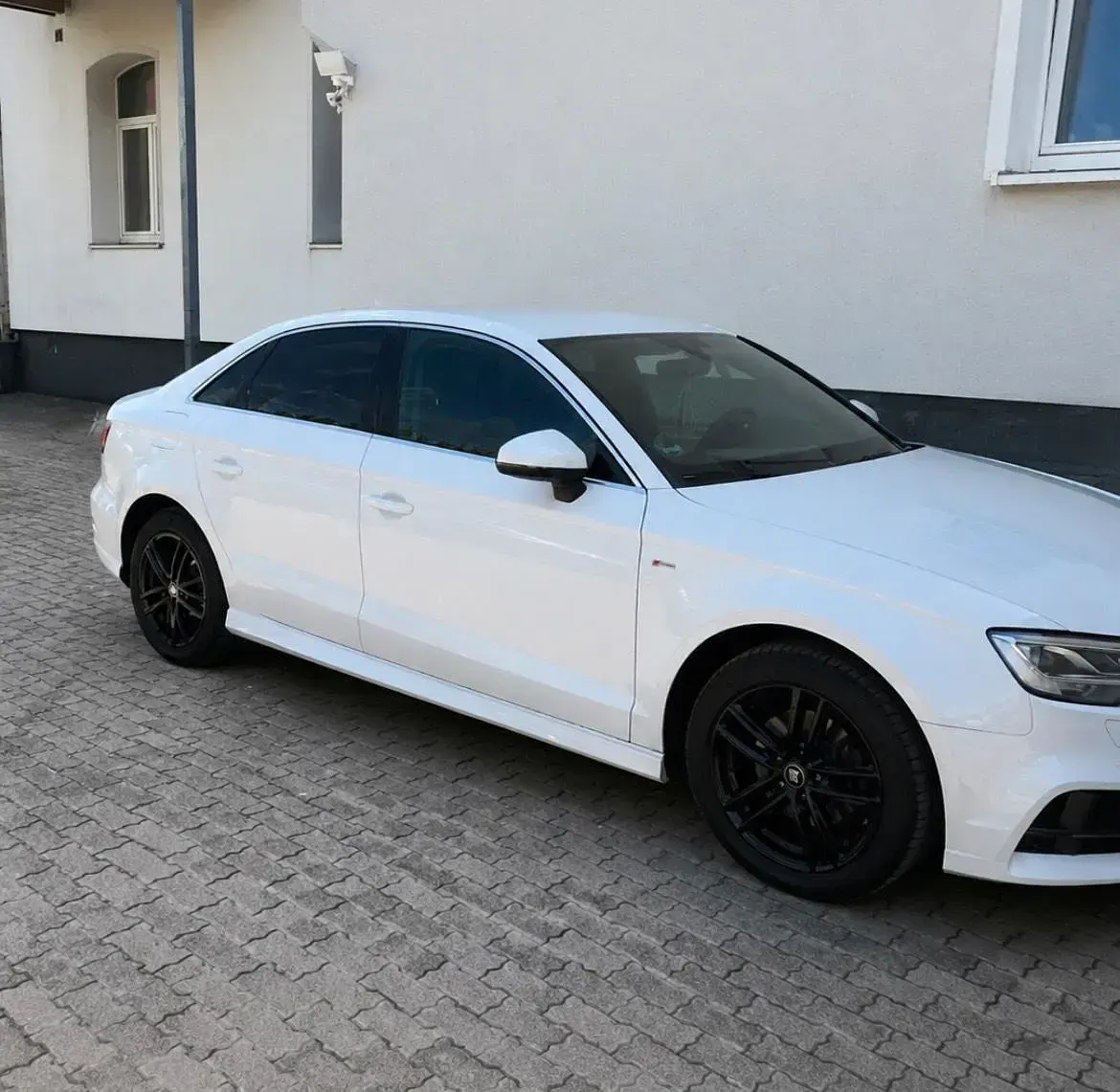 Gebraucht Audi A3 S-Line 150 PS (110 kW) 2019 Weiß Limousine