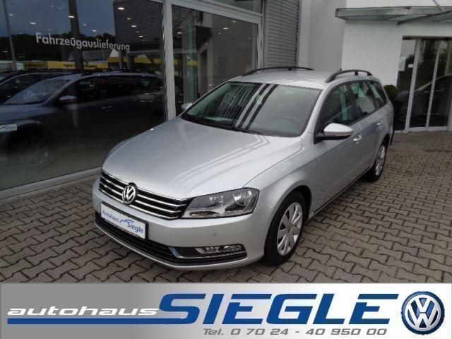 Gebraucht VW Passat 105 PS (77 kW) 2011 Silber metallic Kombi