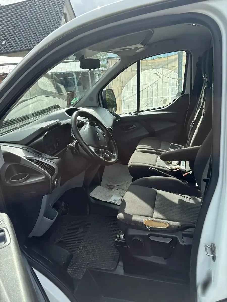 Gebraucht Ford Transit Custom 125 PS (91 kW) 2016 Weiß Van / Kleinbus