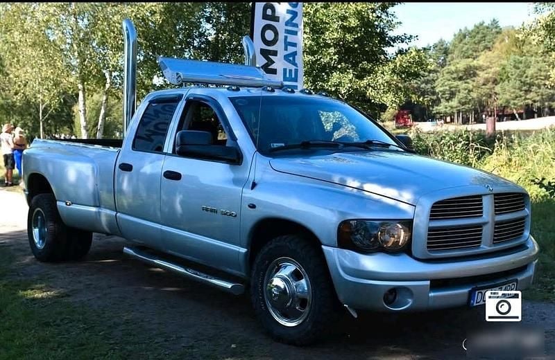 Silber Gebraucht 2004 Dodge Ram Abholung | 21.000 € - Bild 1/4