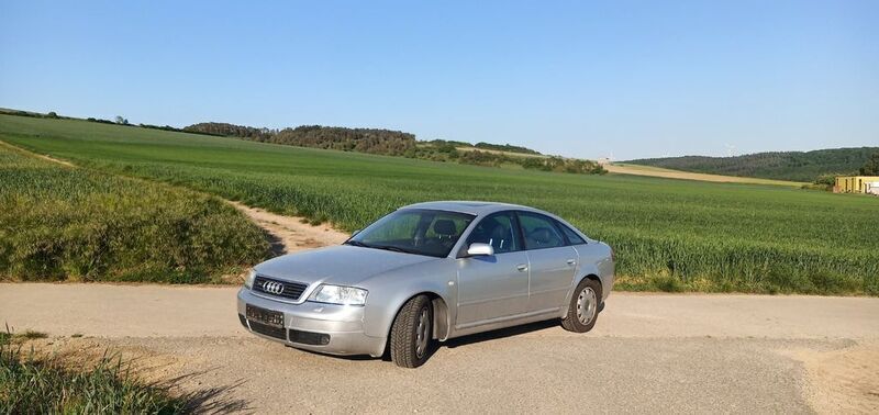 Silber Gebraucht 2000 Audi A6 Limousine | 2.000 € (Superpreis) - Bild 1/4