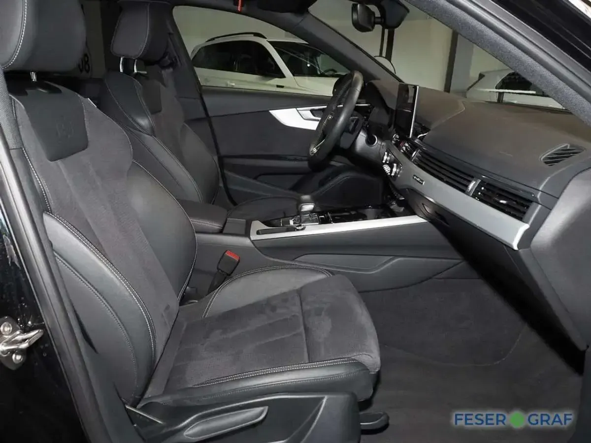 Gebraucht Audi A4 S-Line 265 PS (194 kW) 2023 Mythosschwarz metallic Kombi
