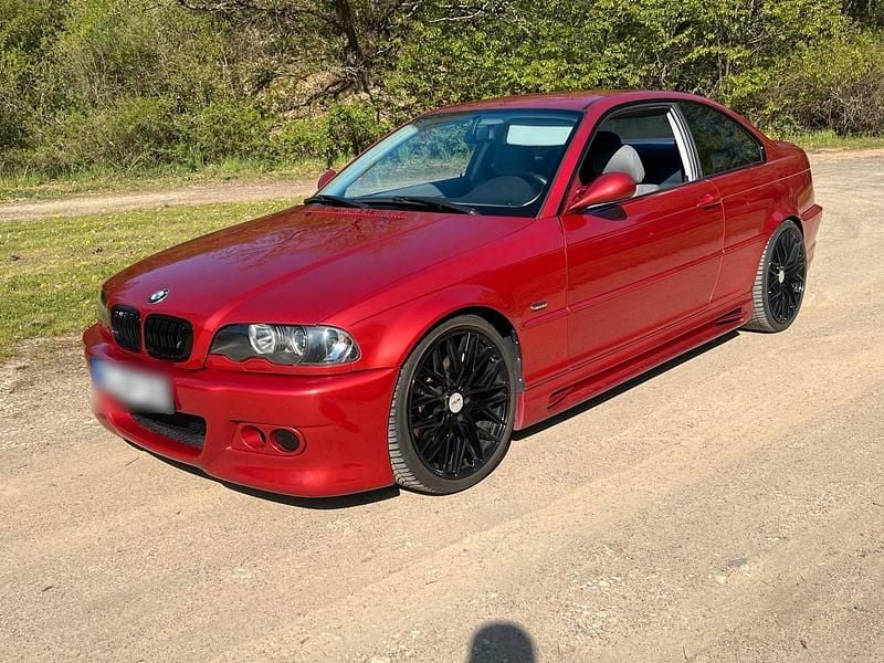 Second-hand BMW 330 231 CP (169 kW) 2000 Roșu Coupe